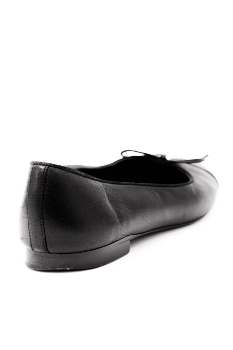 CAP TOE BALLET FLATS