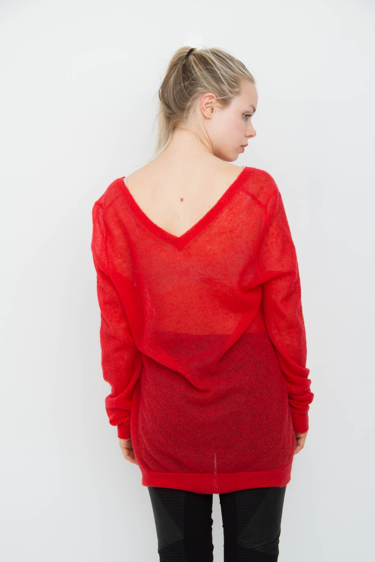 MOHAIR FEATHER SWEATER