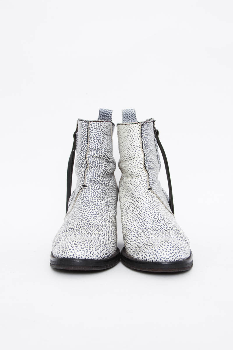 SPOTTED PISTOL BOOTIES