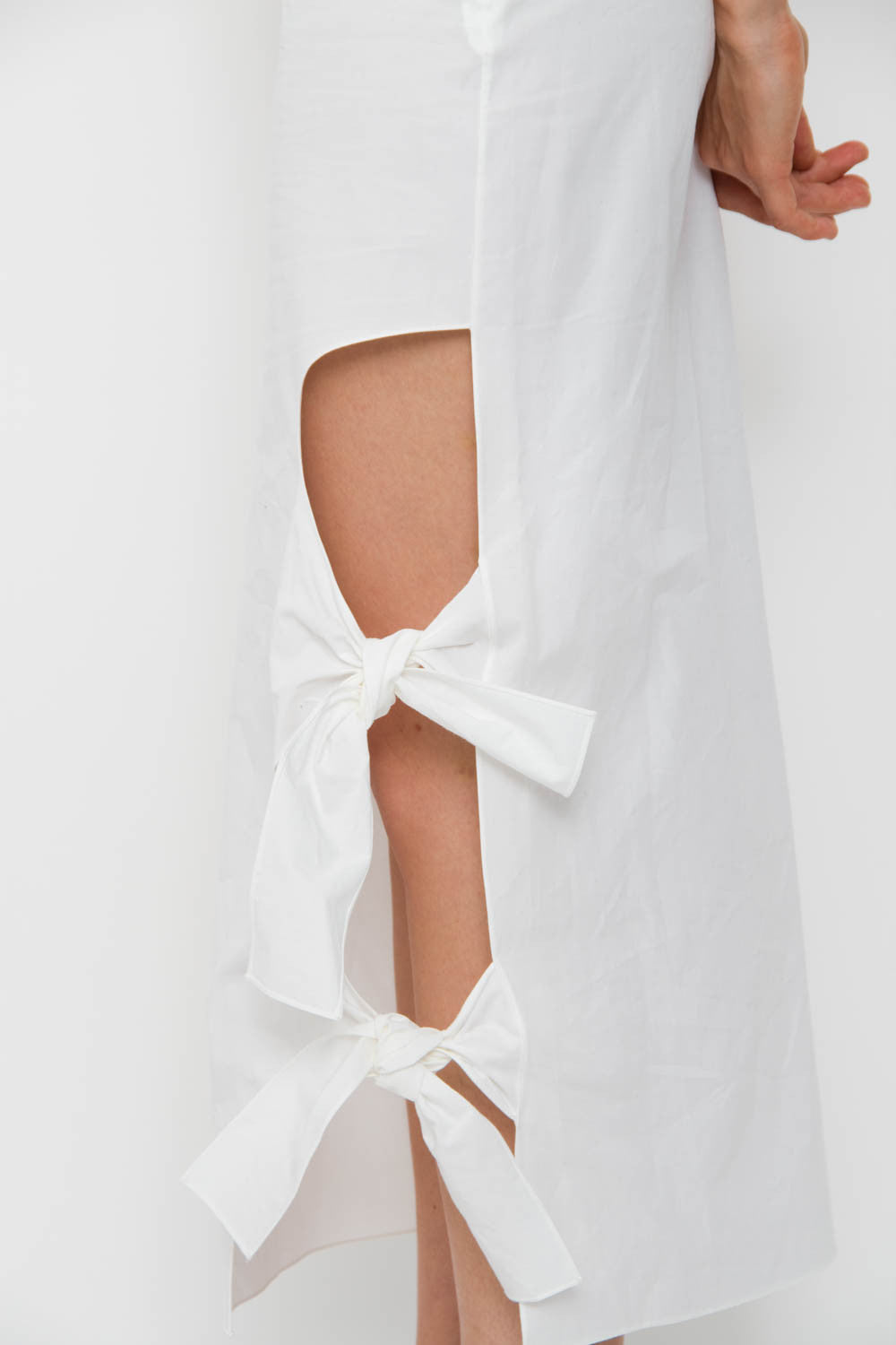 HOLEY MOLEY SKIRT