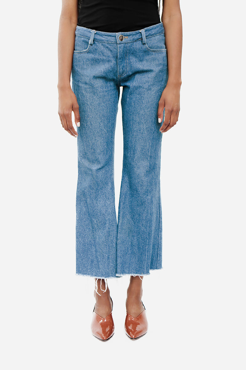 FRAYED JEAN