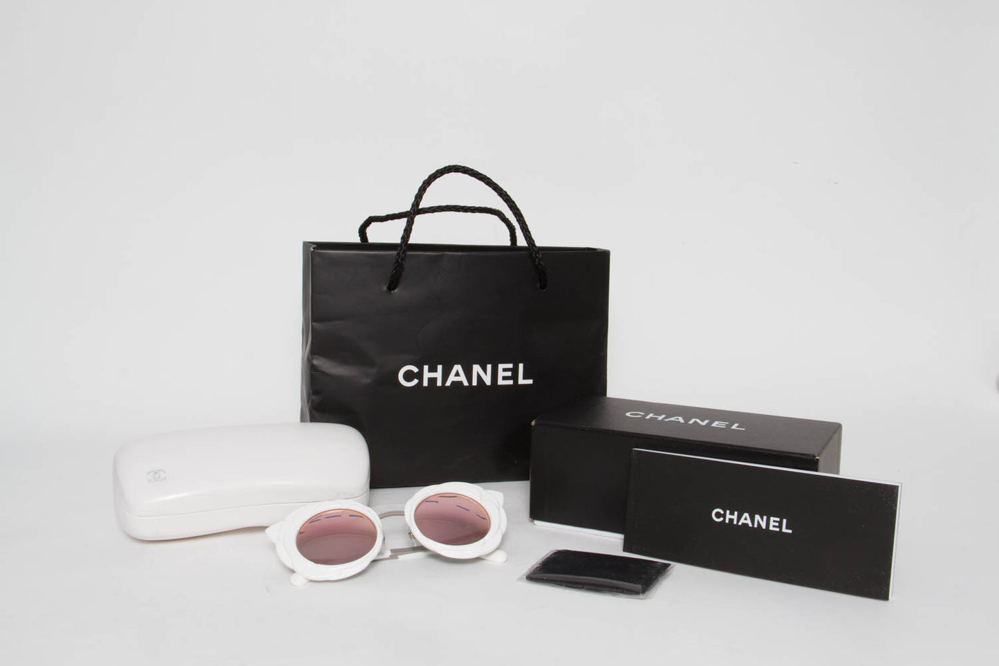 CAEMLLIA FLORAL SUNGLASSES
