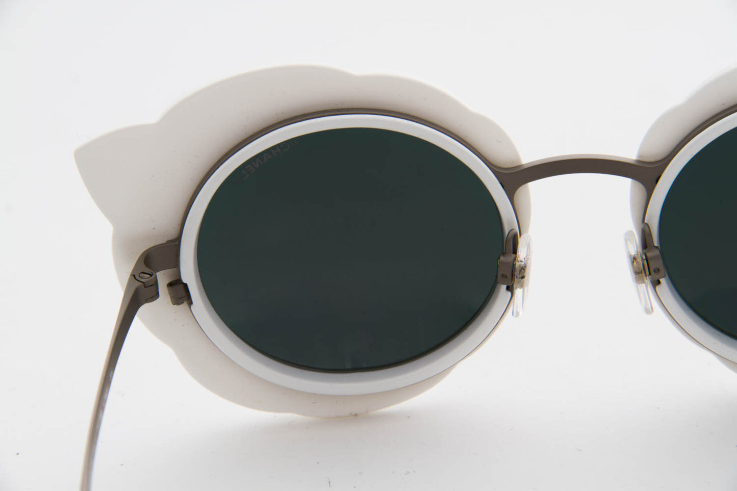 CAEMLLIA FLORAL SUNGLASSES