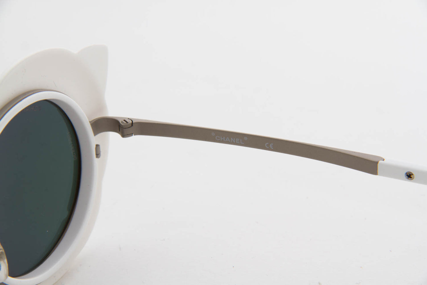 CAEMLLIA FLORAL SUNGLASSES