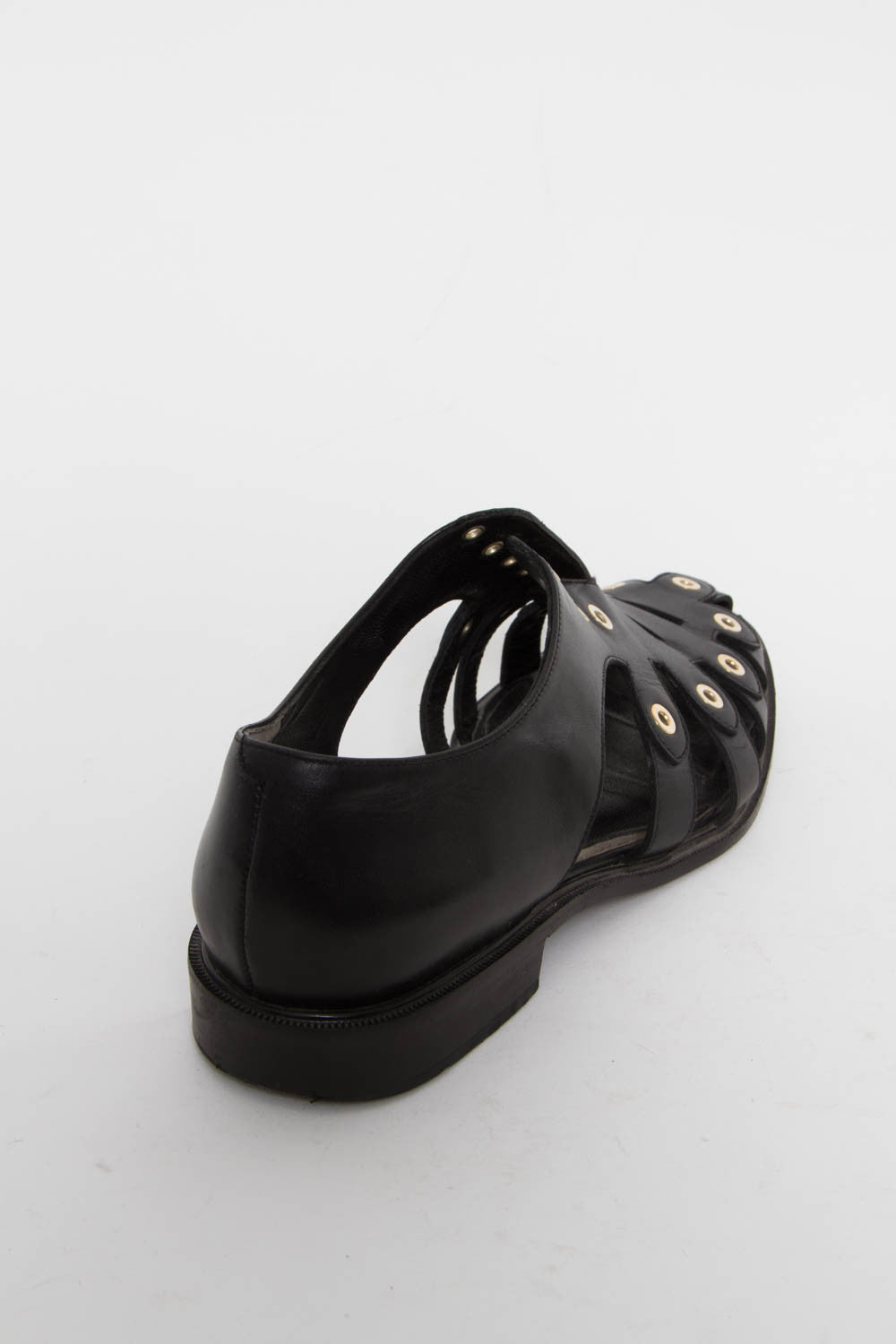 JADOR CUTOUT FLATS