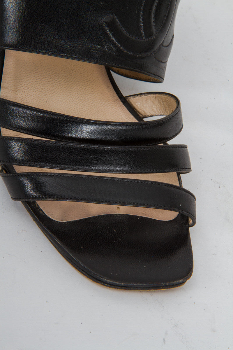 VINTAGE SLINGBACKS