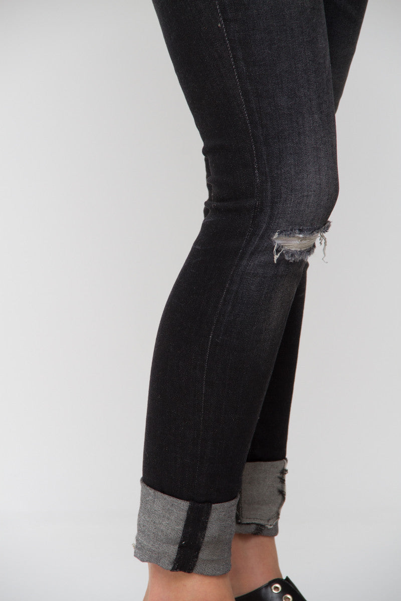 ALLISON RIPPED JEANS