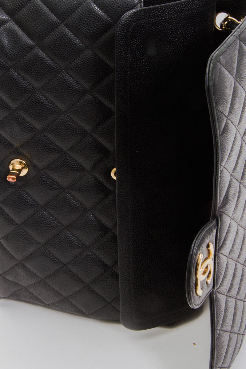 JUMBO QUILTED CAVIAR FLAP BAG