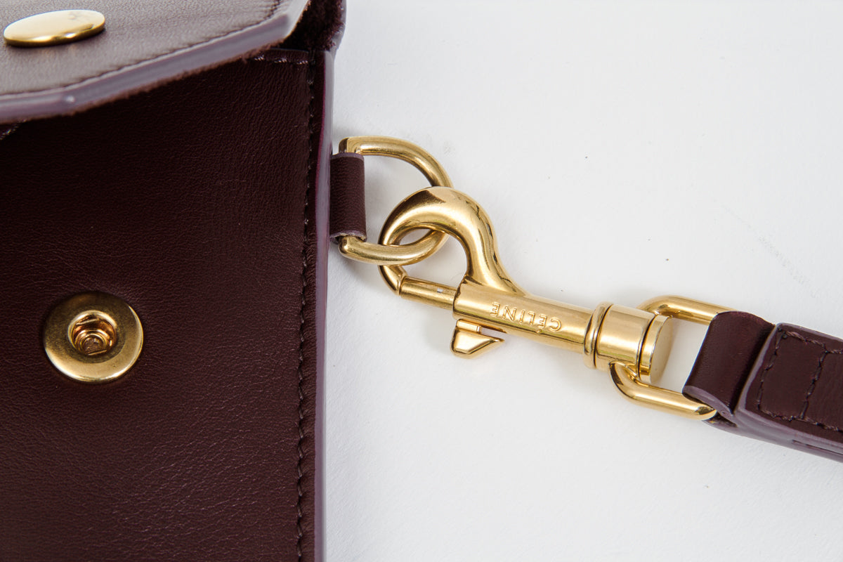 TRAVEL CLUTCH WALLET