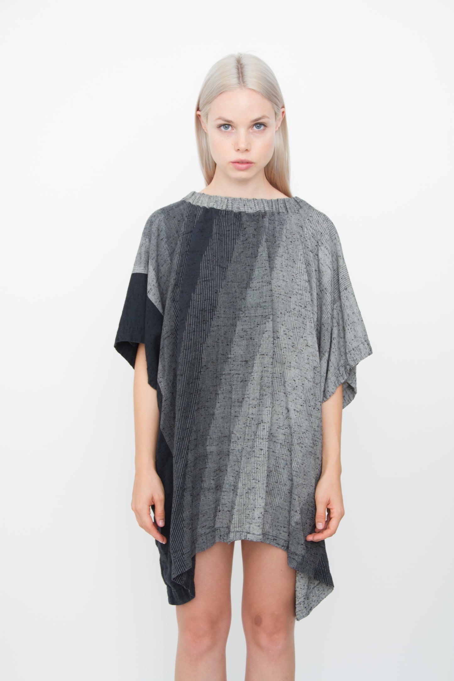 VINTAGE LINEN CAFTAN