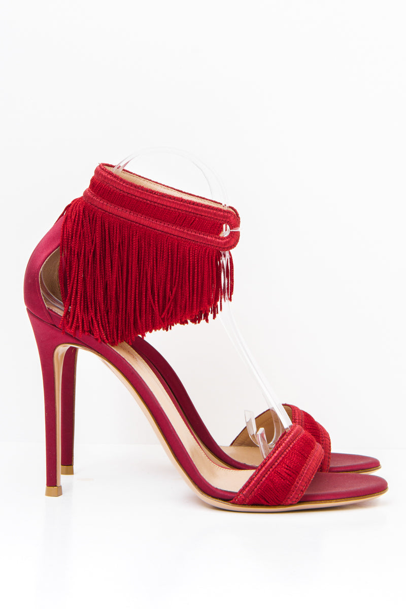 FRINGE STILETTOS