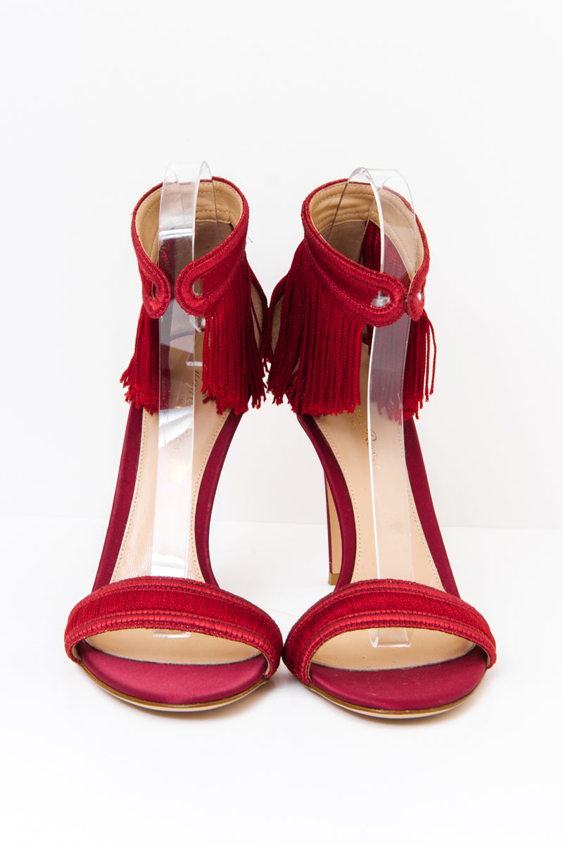 FRINGE STILETTOS