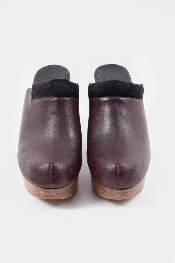 IDOLON CLOGS