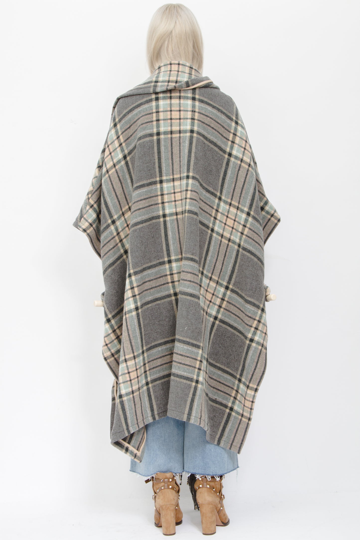 PLAID CAPE PONCHO