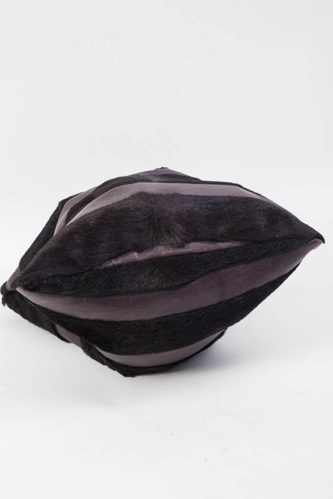 STRIPE FUR TOTE