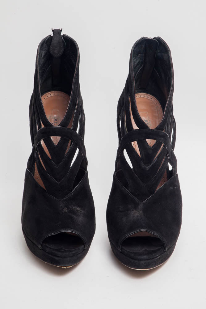 SUEDE CUTOUT HEELS