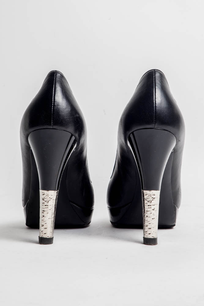 METALLIC HEEL PUMPS