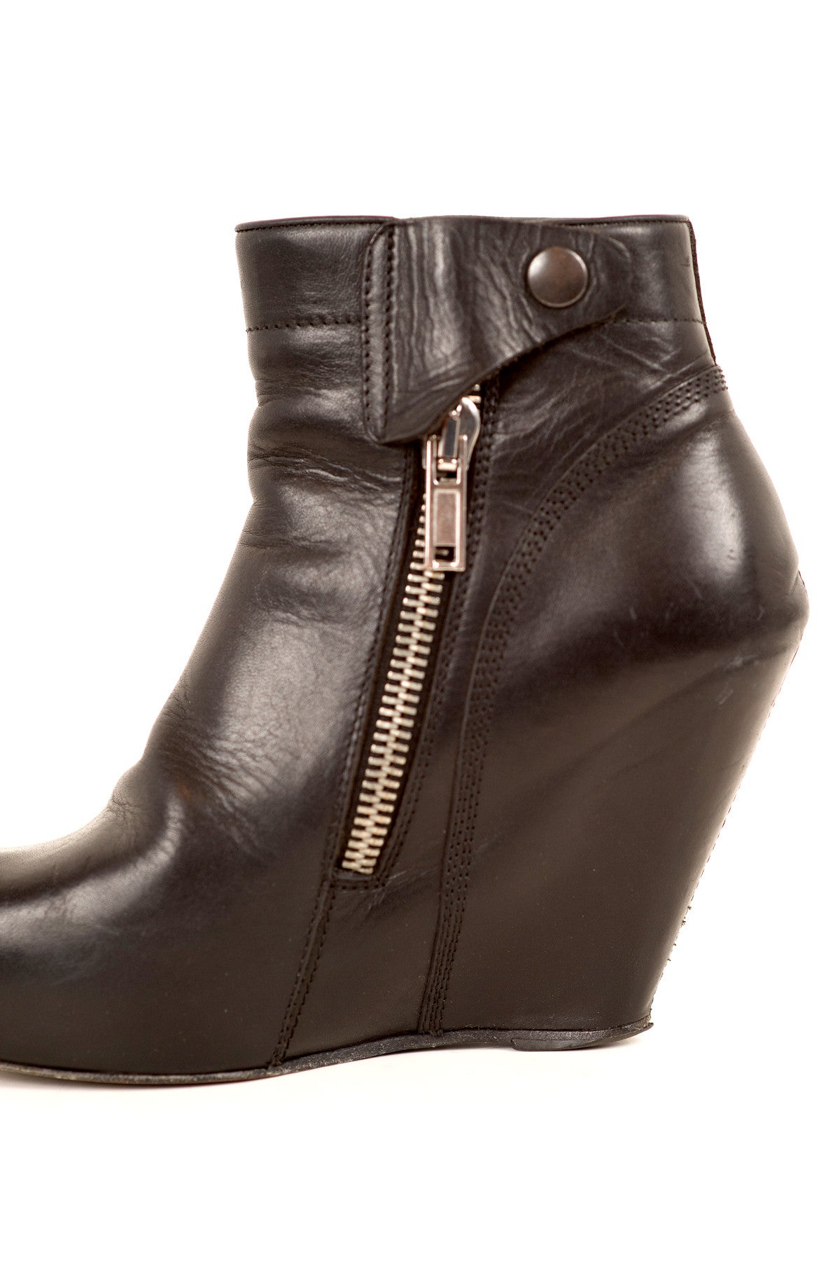WEDGE LEATHER ANKLE BOOTIES