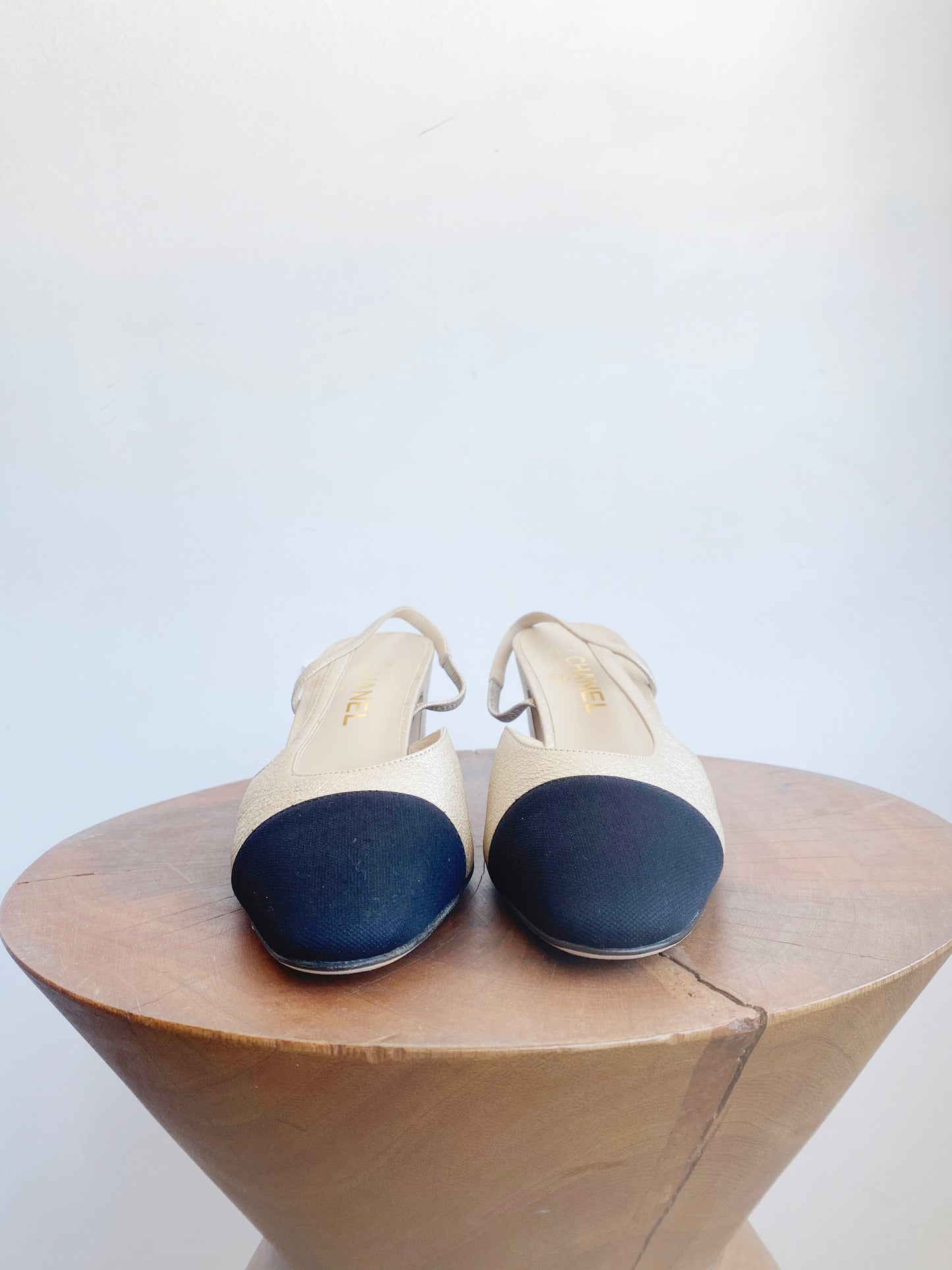 GOLD CAP TOE SLINGBACKS