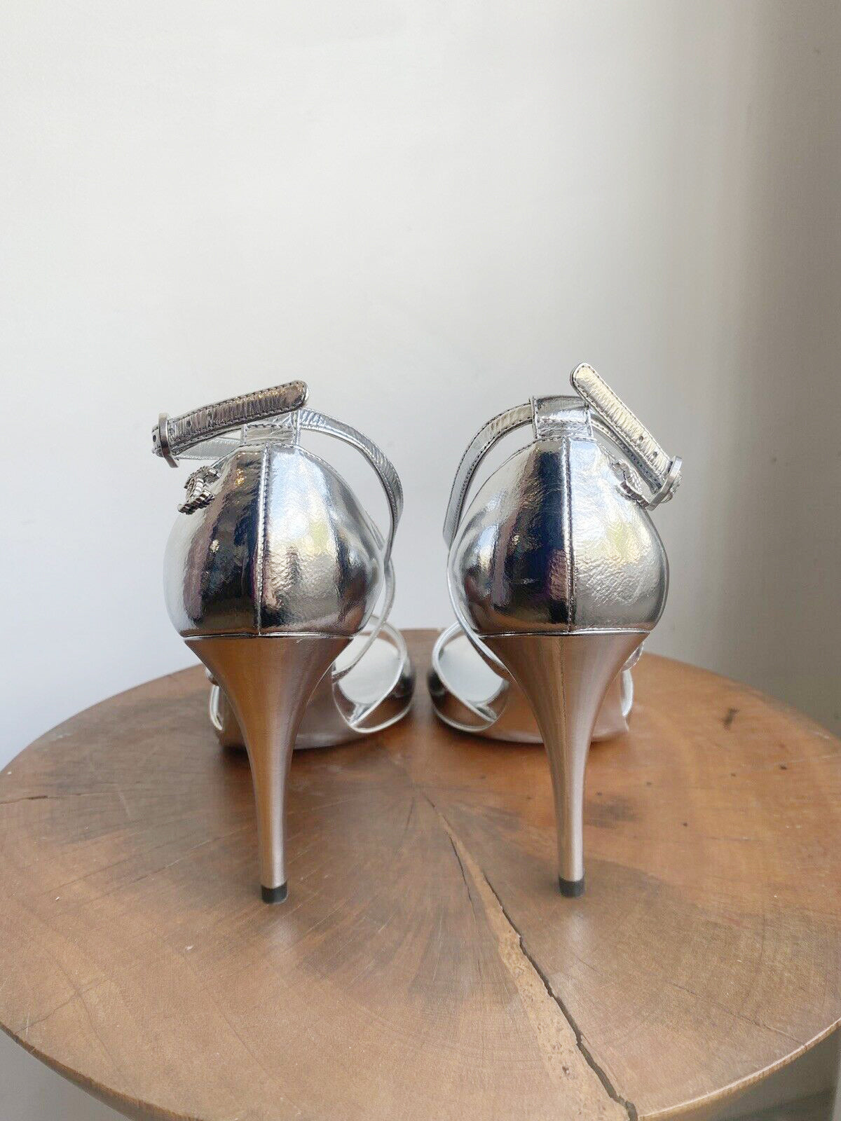 METALLIZED SILVER STRAPPY HEELS