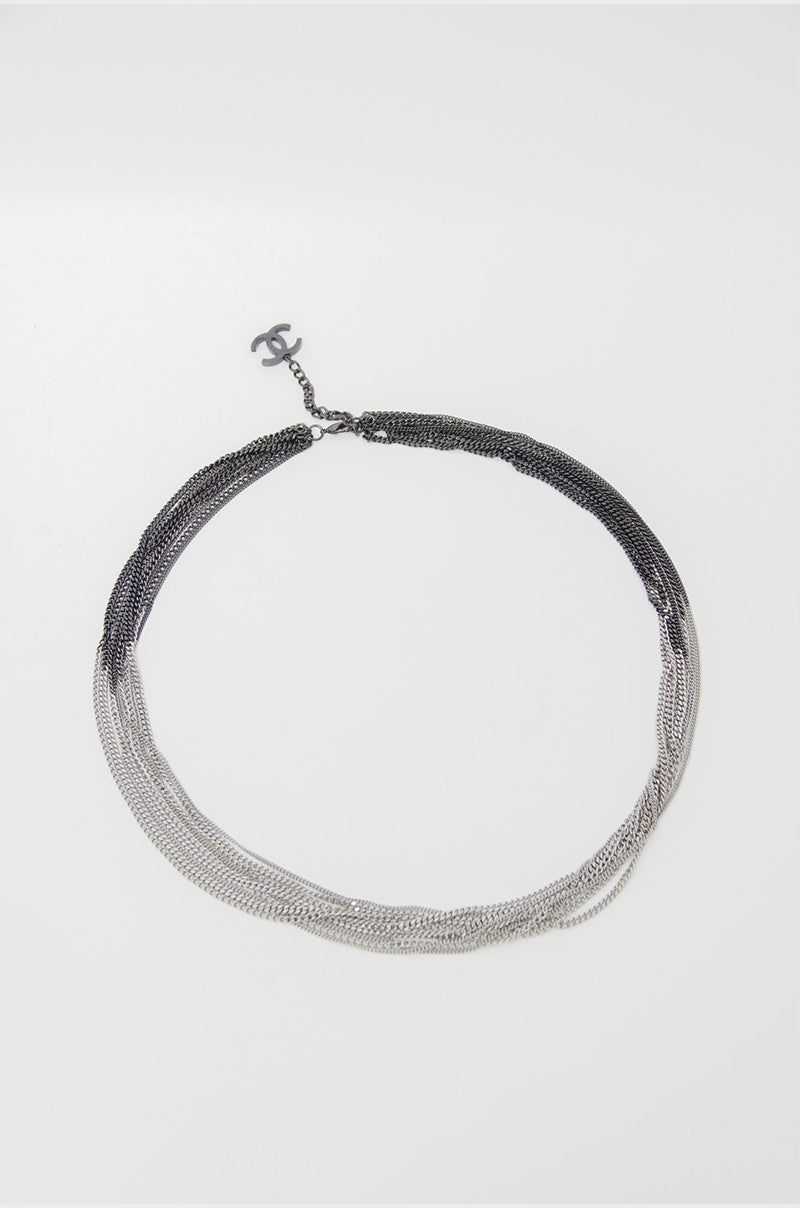 GRADIENT CHAIN NECKLACE