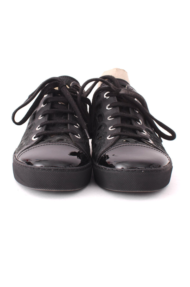 EMBROIDERED CUTOUT SNEAKERS