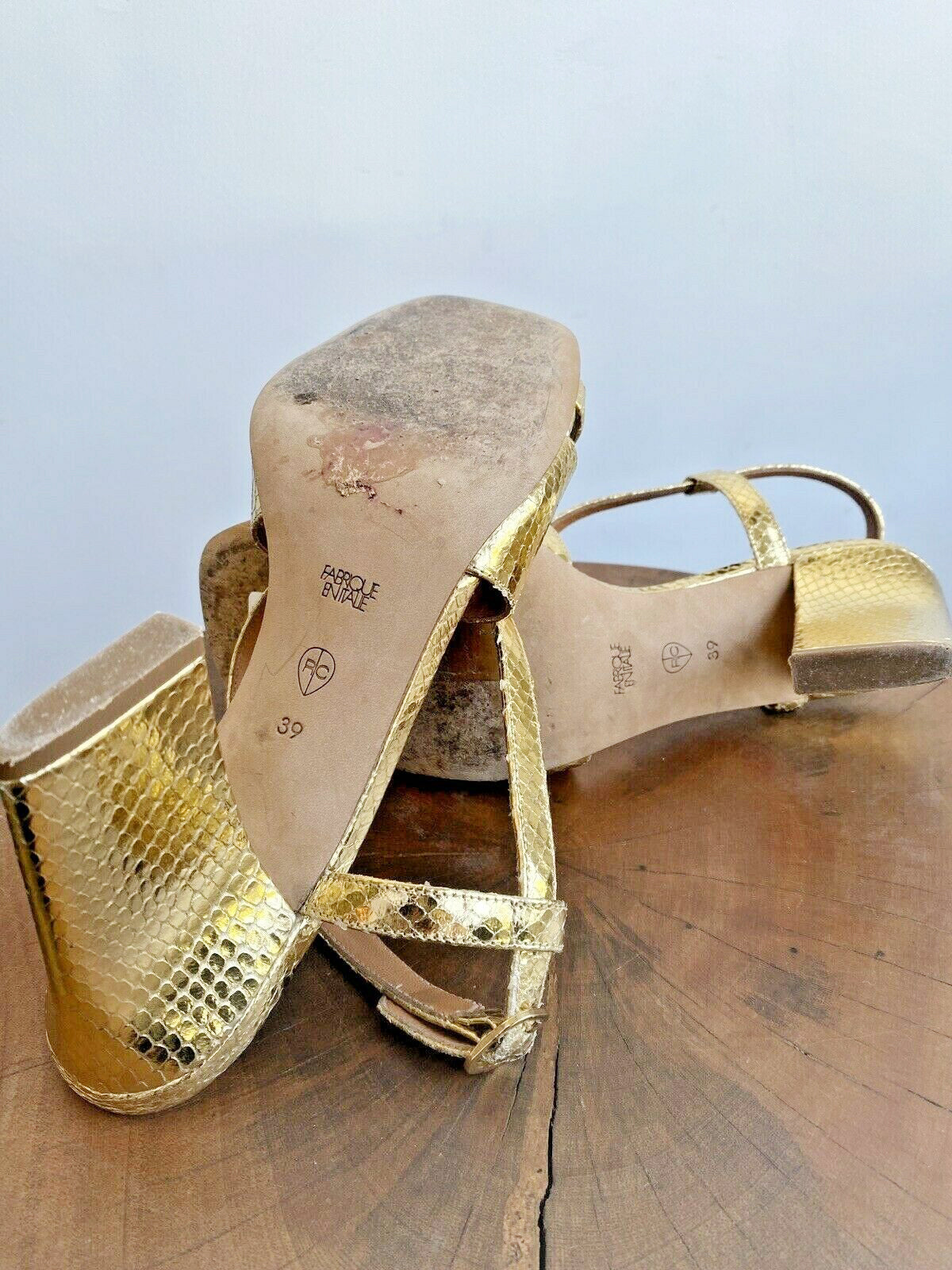 DEUCE SNAKESKIN HEEL