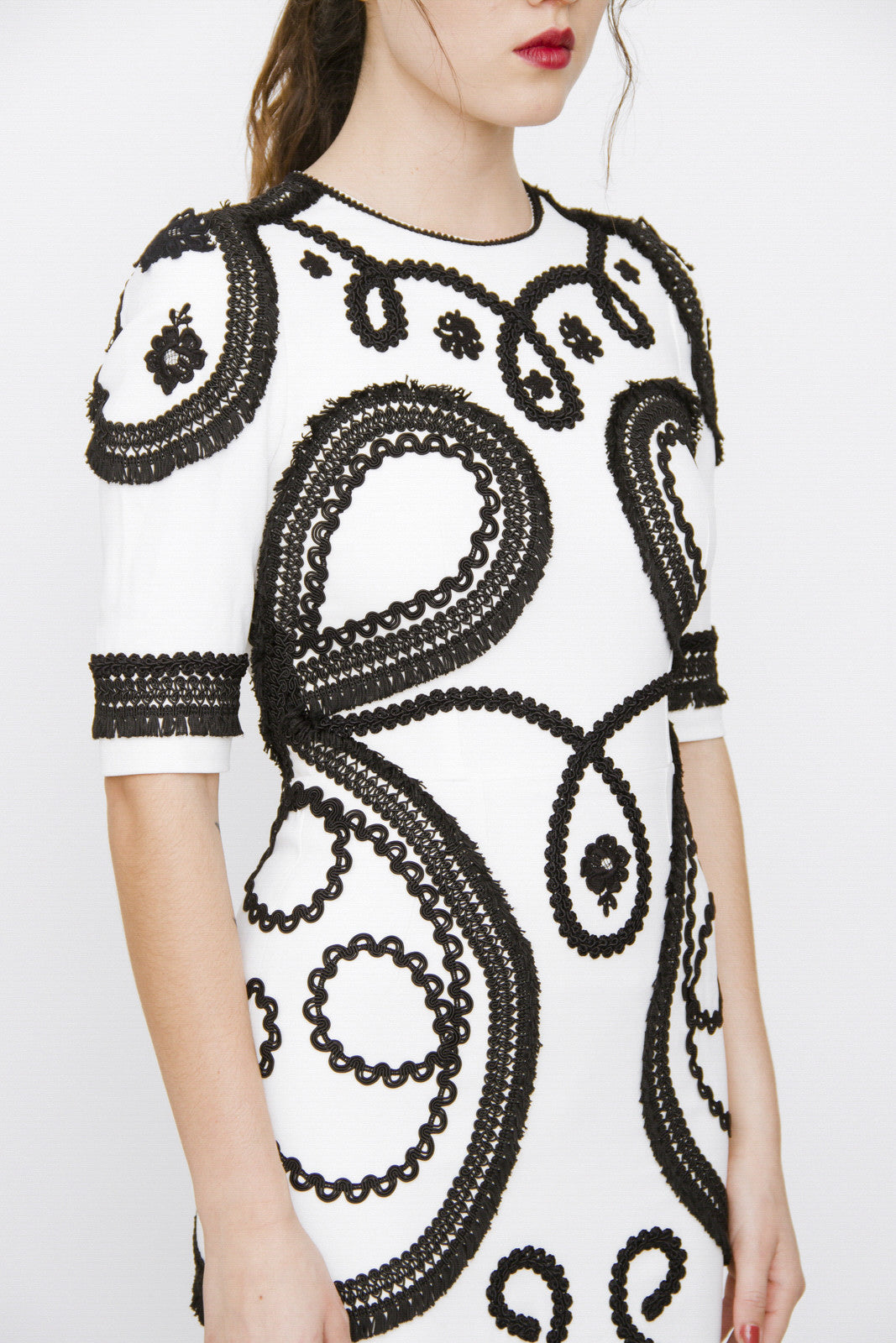 SHORT SCROLL EMBROIDERED DRESS