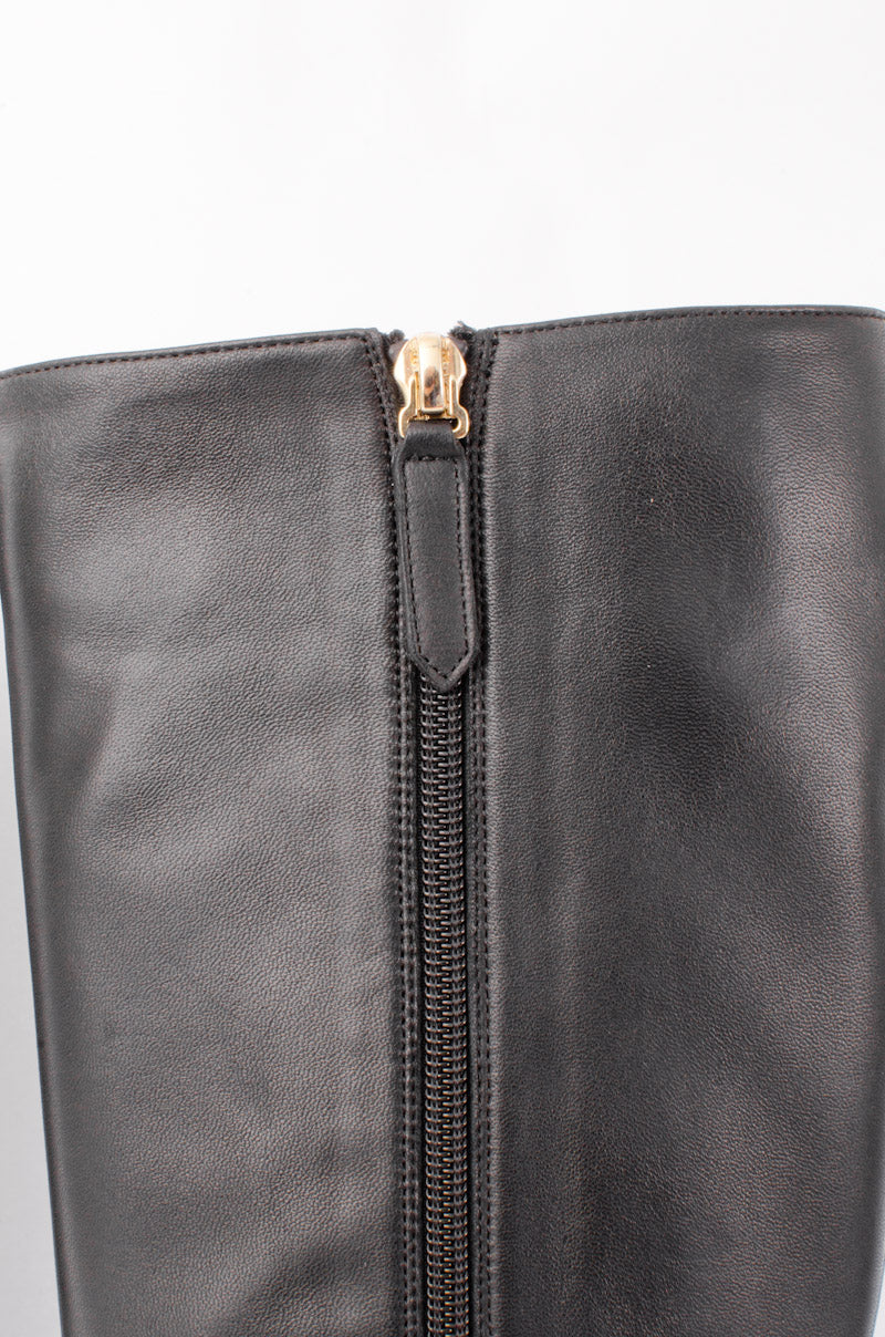 BLACK ROCKSTUD BOOT