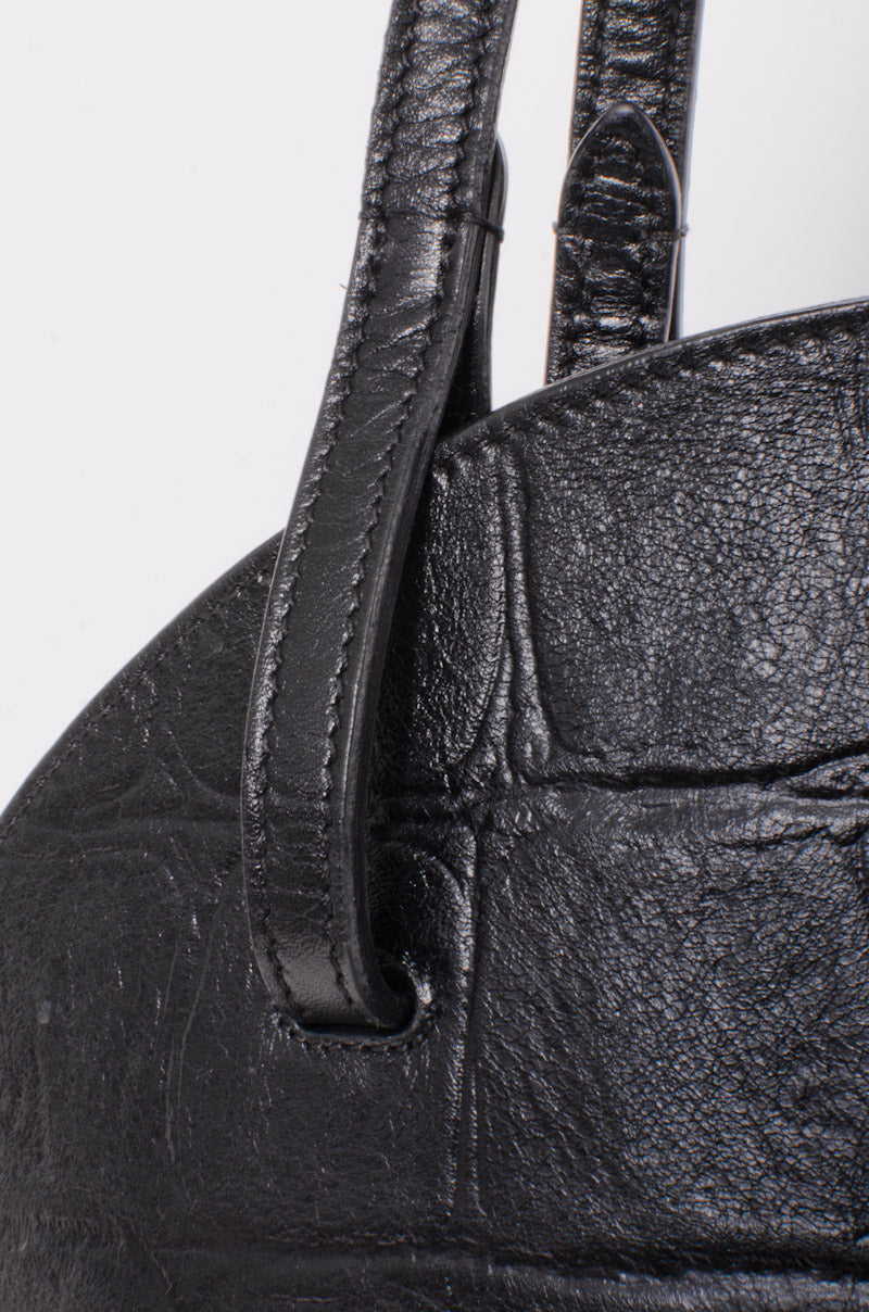 EMBOSSED CURVED SHOULDER BAG