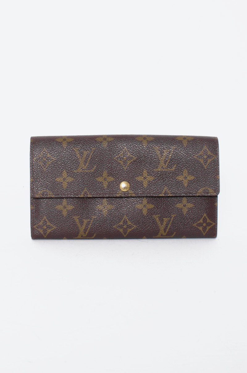 SARAH MONOGRAM WALLET WITH TAGS