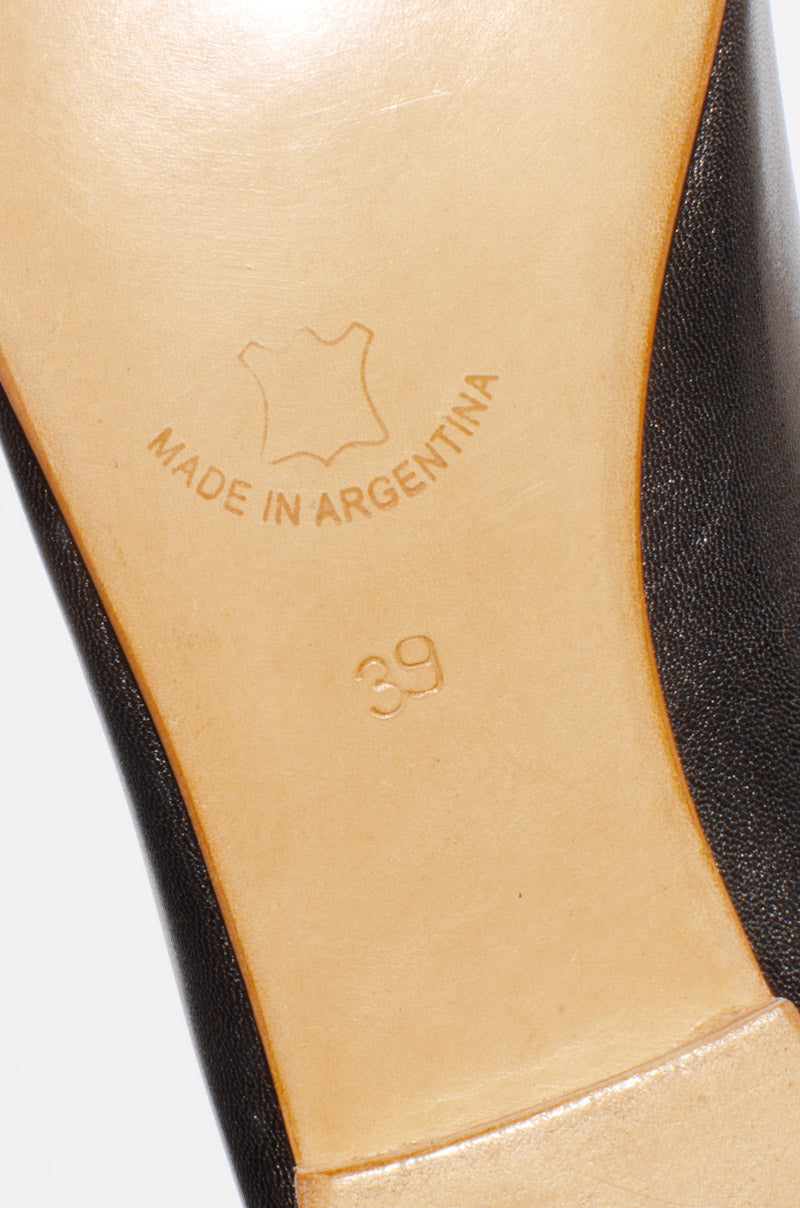 GLOVE BOOTIES WITH TAGS