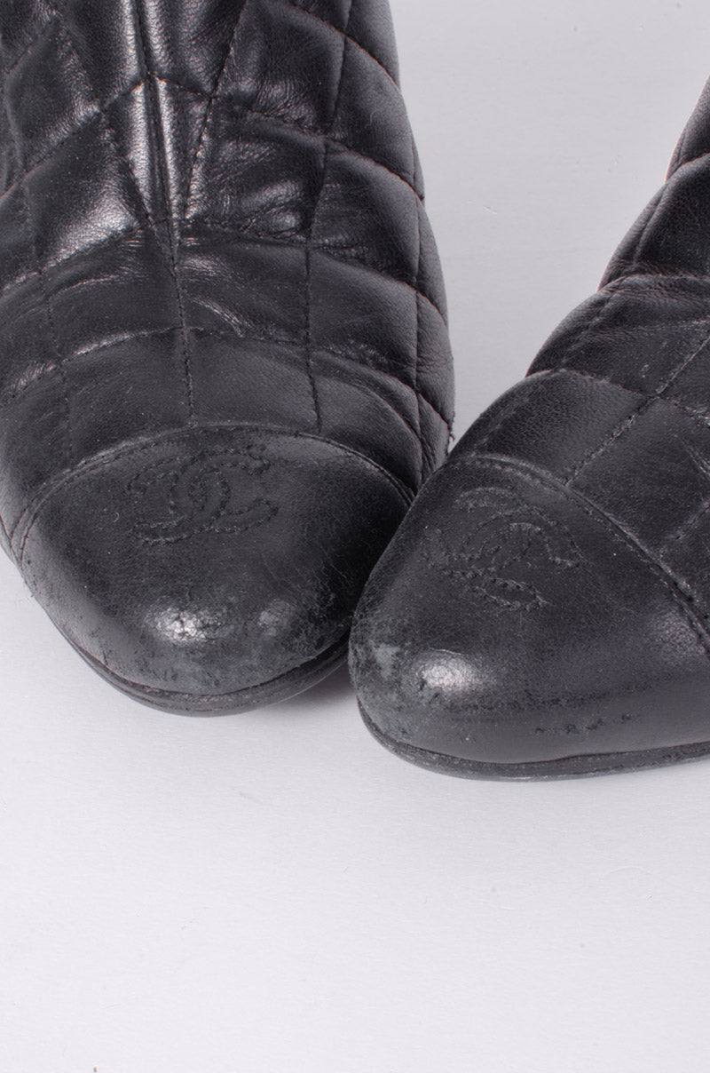 QUILTED ANKLE BOOTS