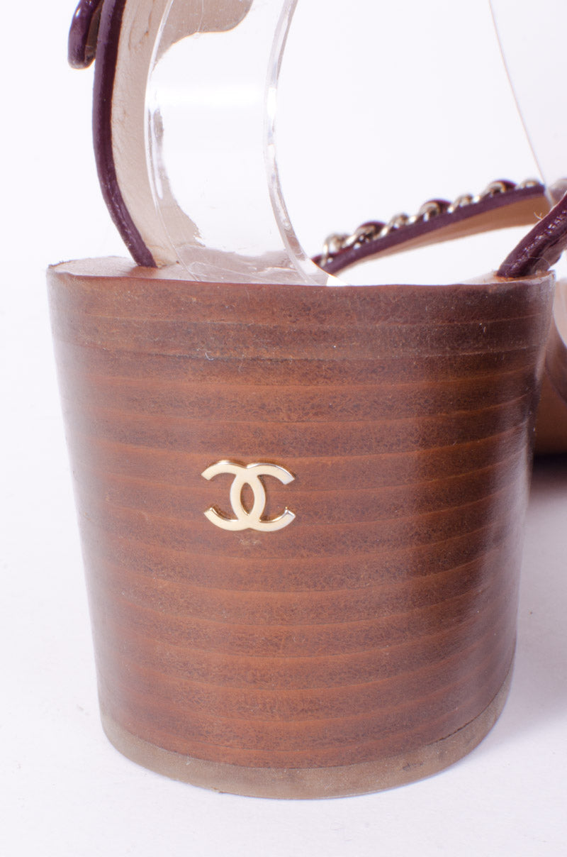 MAROON CHAIN SANDALS