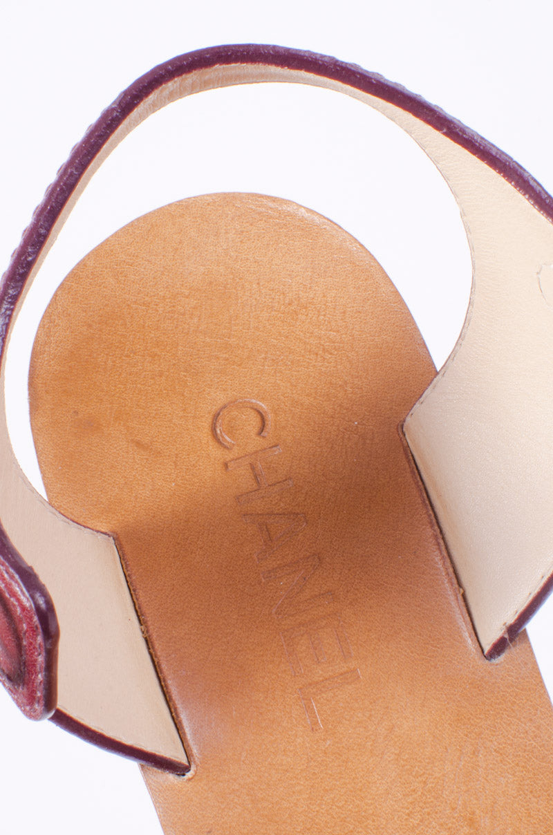 MAROON CHAIN SANDALS