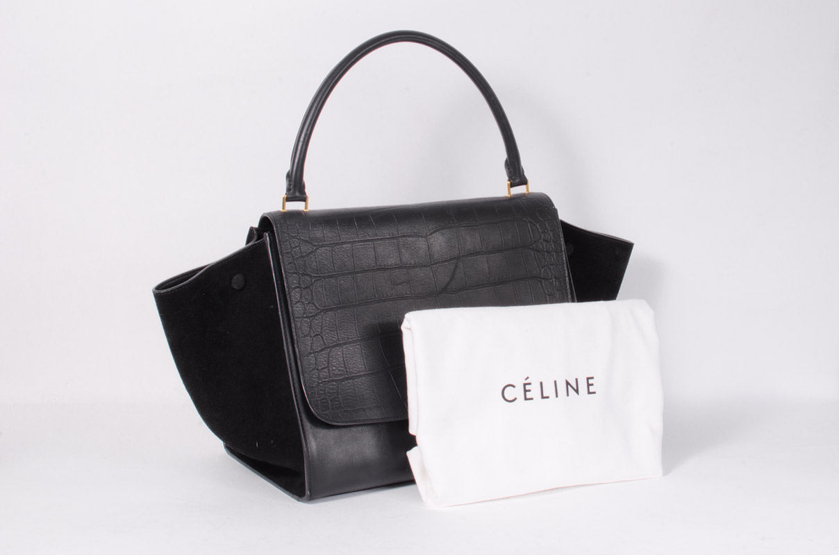 EMBOSSED TRAPEZE BAG