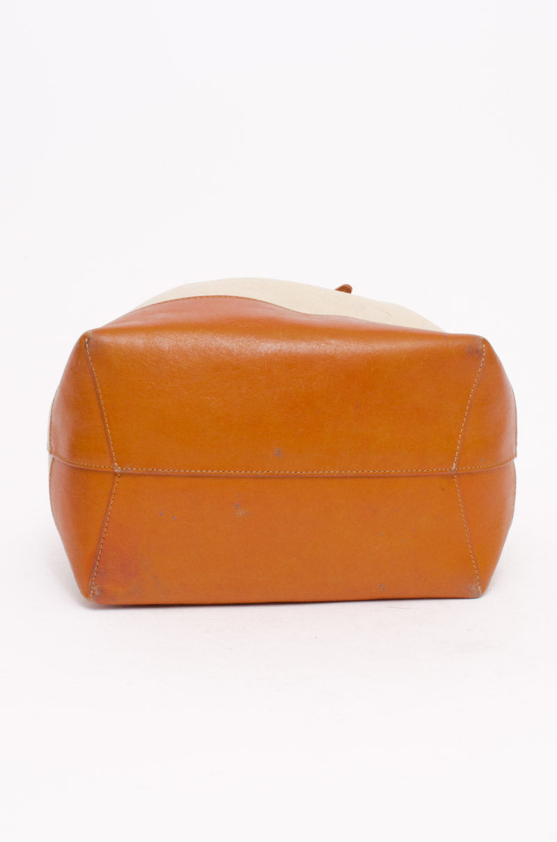 CANVAS BUCKET BAG