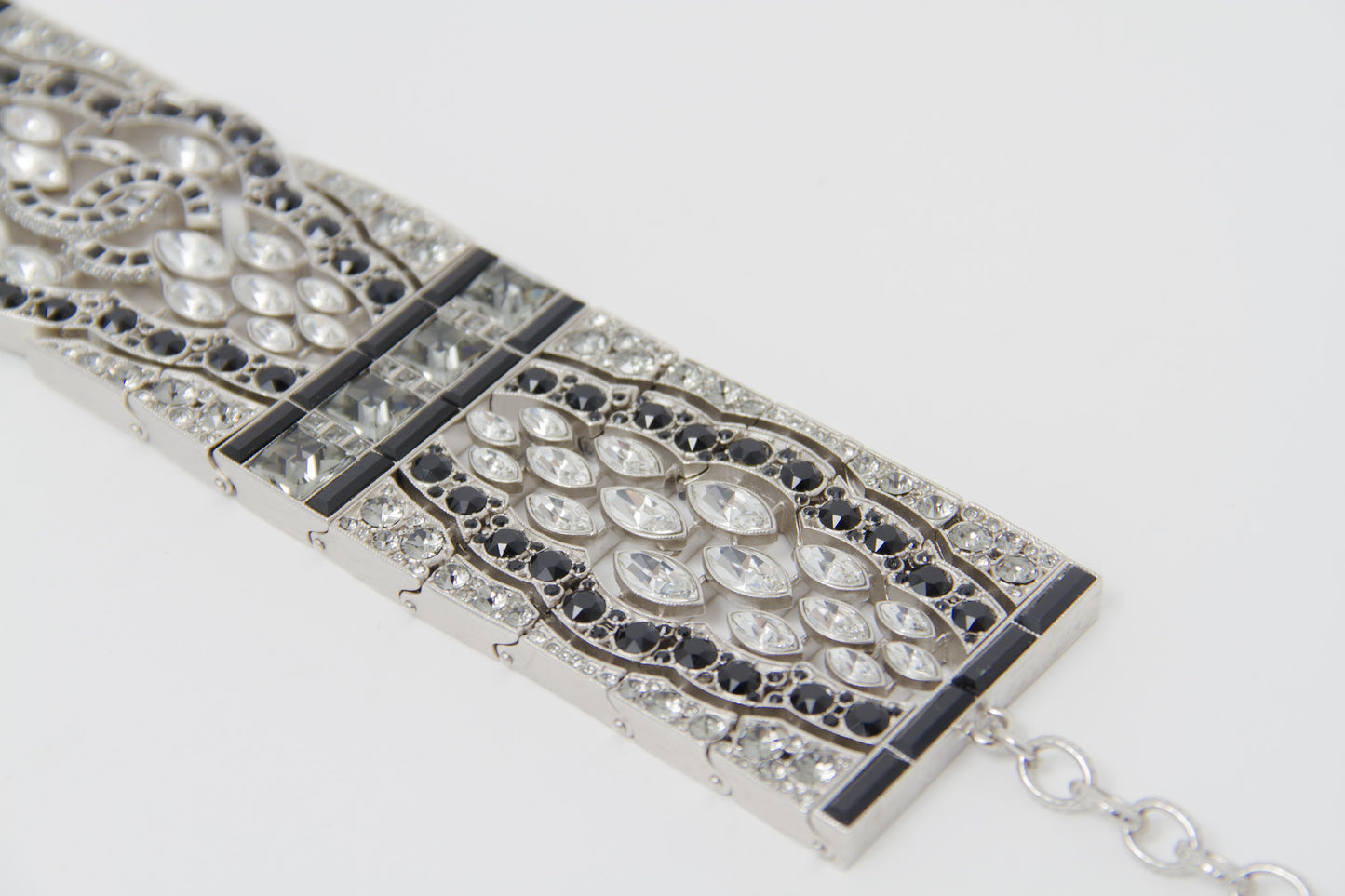 FW2015 RUNWAY CHOKER