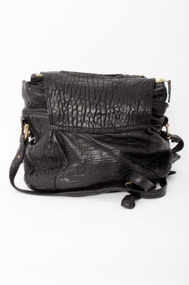 PEBBLED LEATHER FLAP BAG