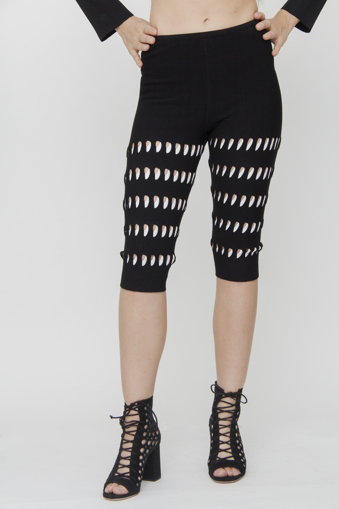 CUTOUT SPANDEX SHORTS