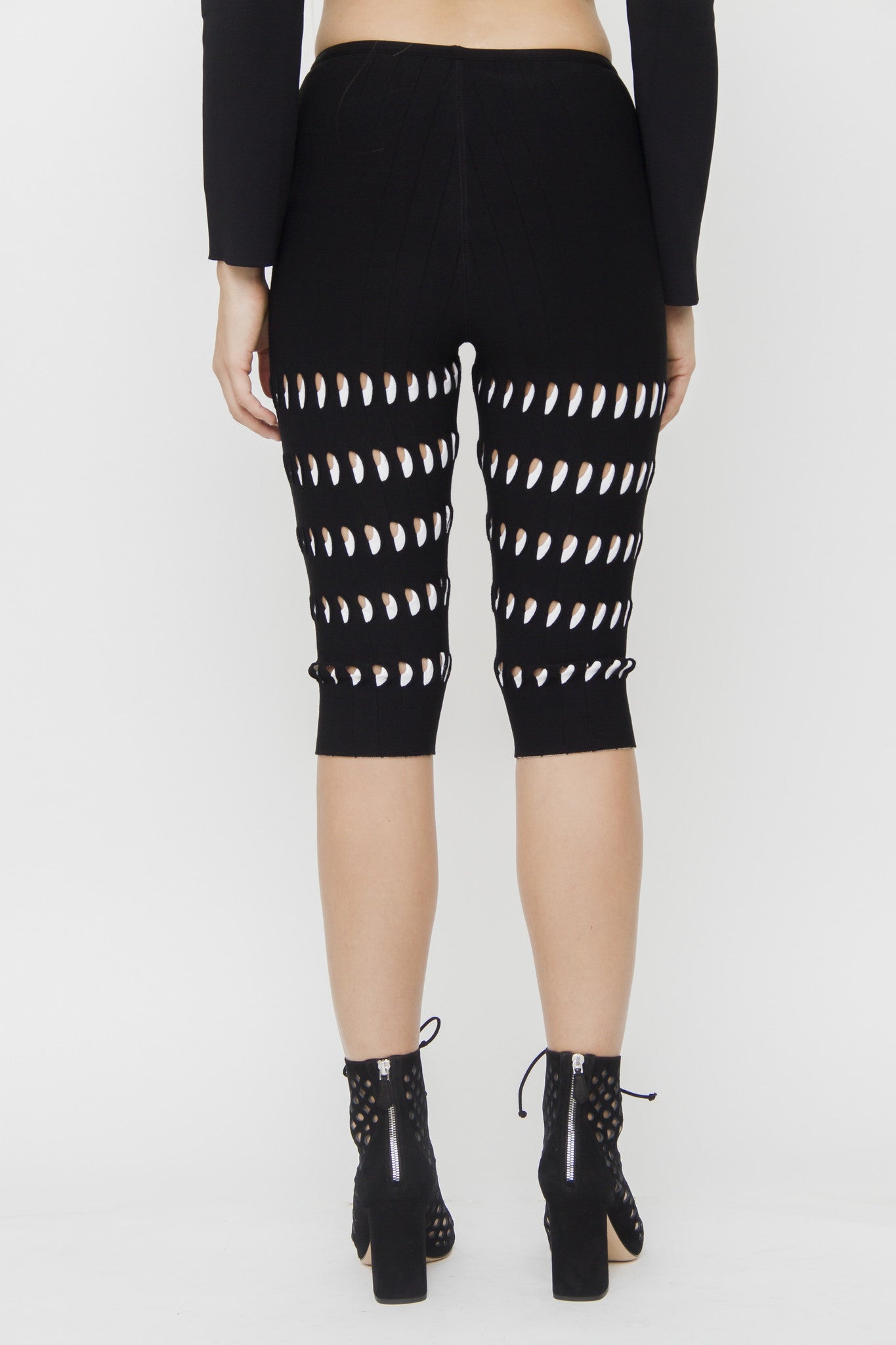 CUTOUT SPANDEX SHORTS