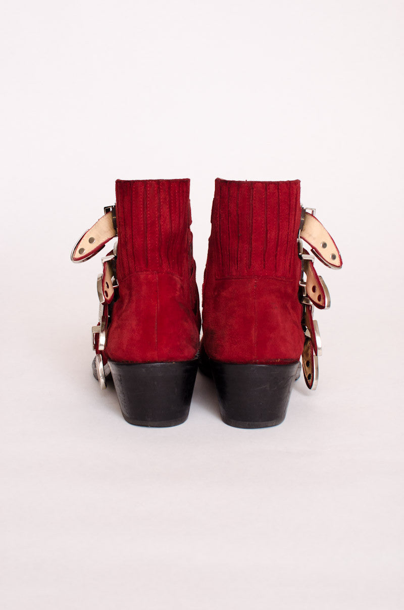 RED BUCKLE ANKE BOOTIES
