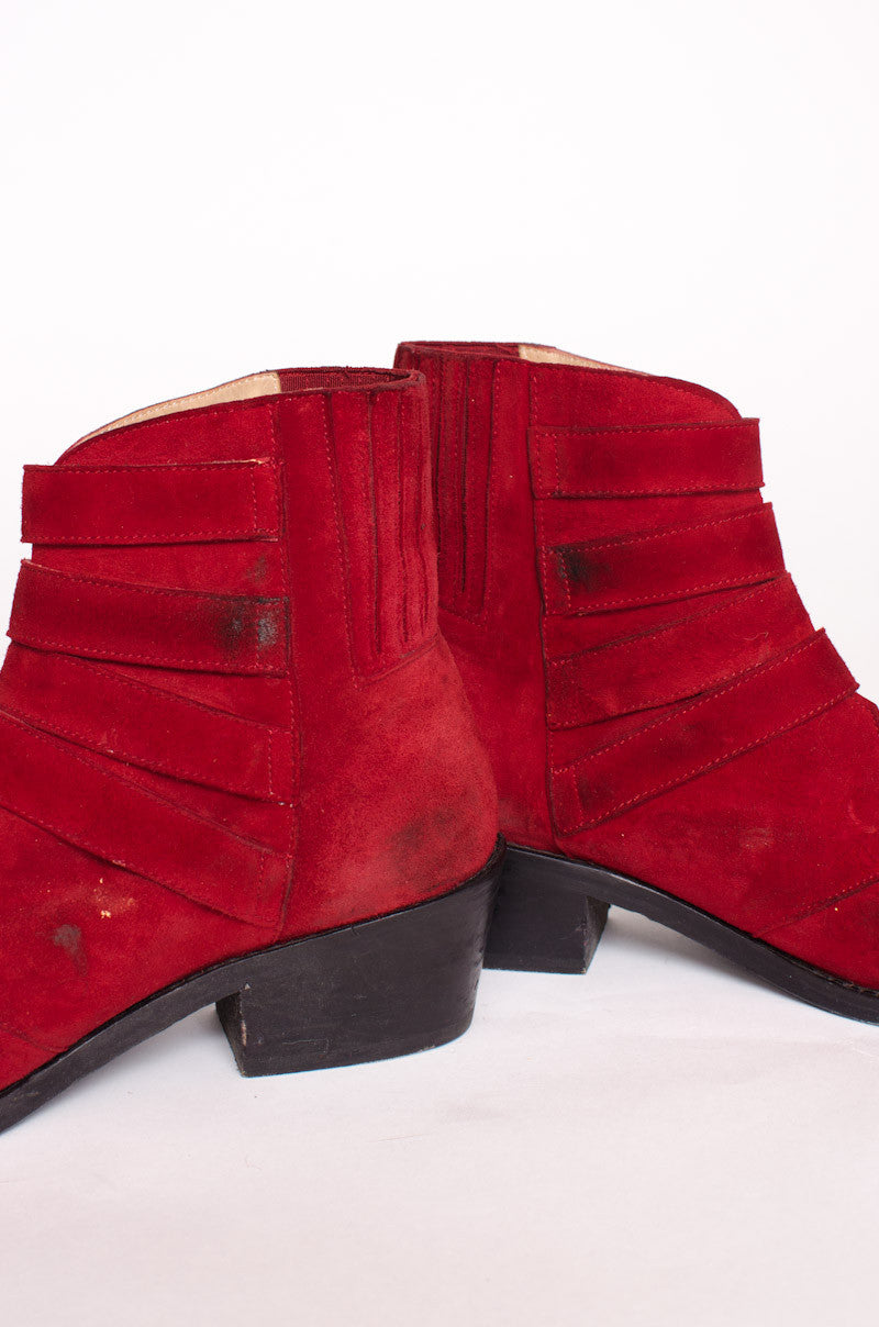 RED BUCKLE ANKE BOOTIES