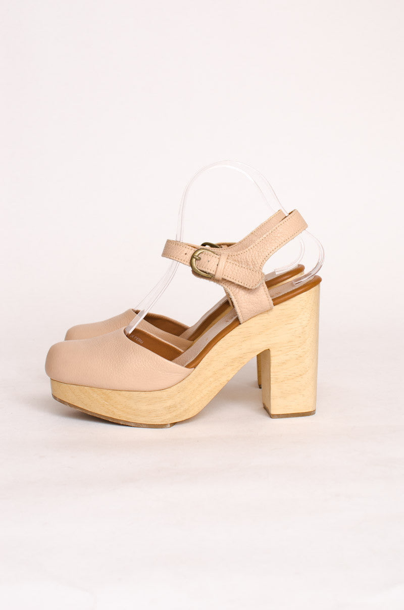 DEKALB CLOGS