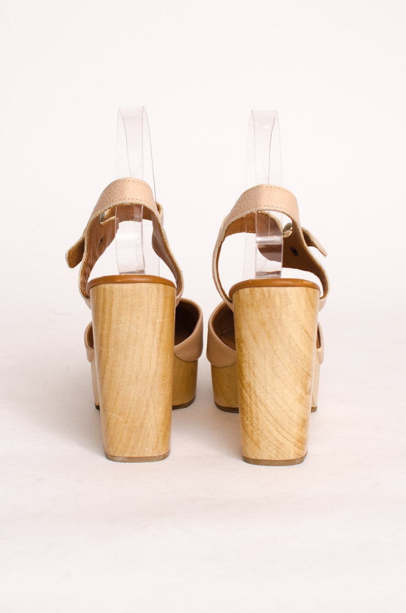 DEKALB CLOGS