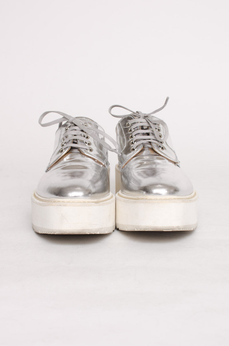 METALLIC SILVER OXFORDS
