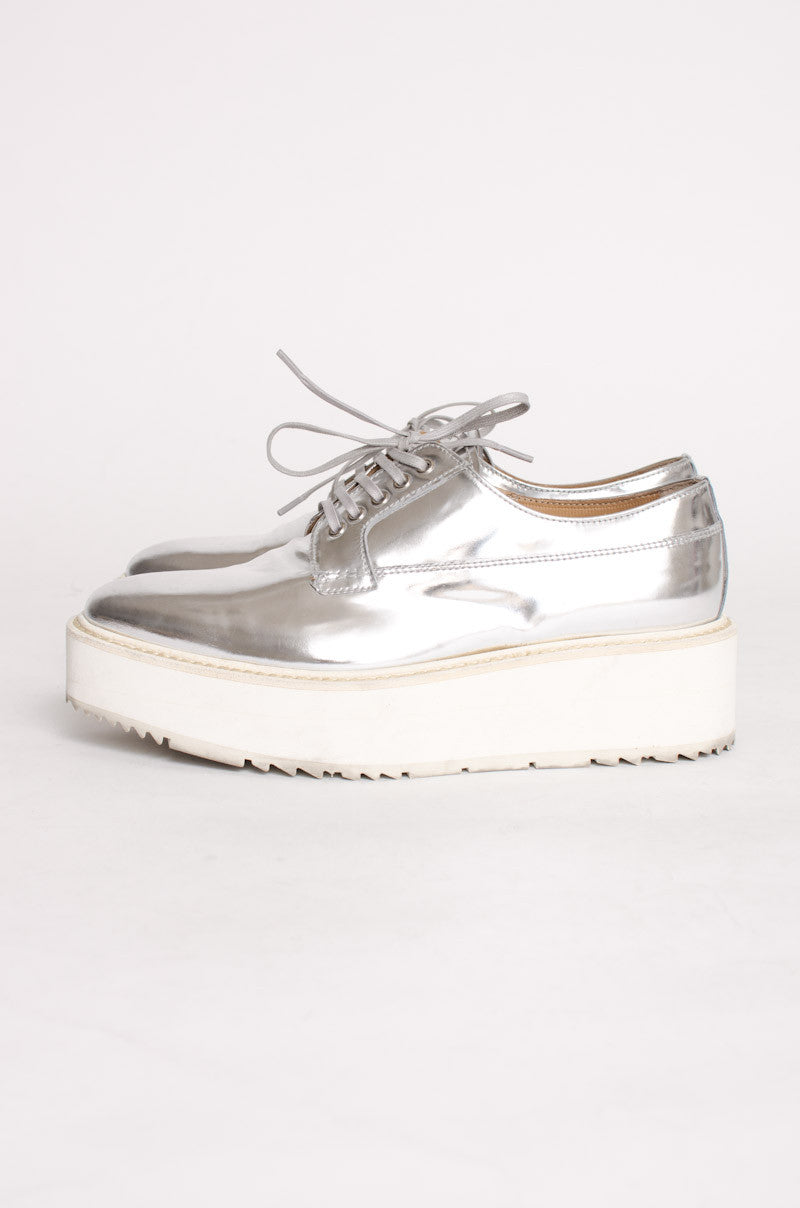 METALLIC SILVER OXFORDS