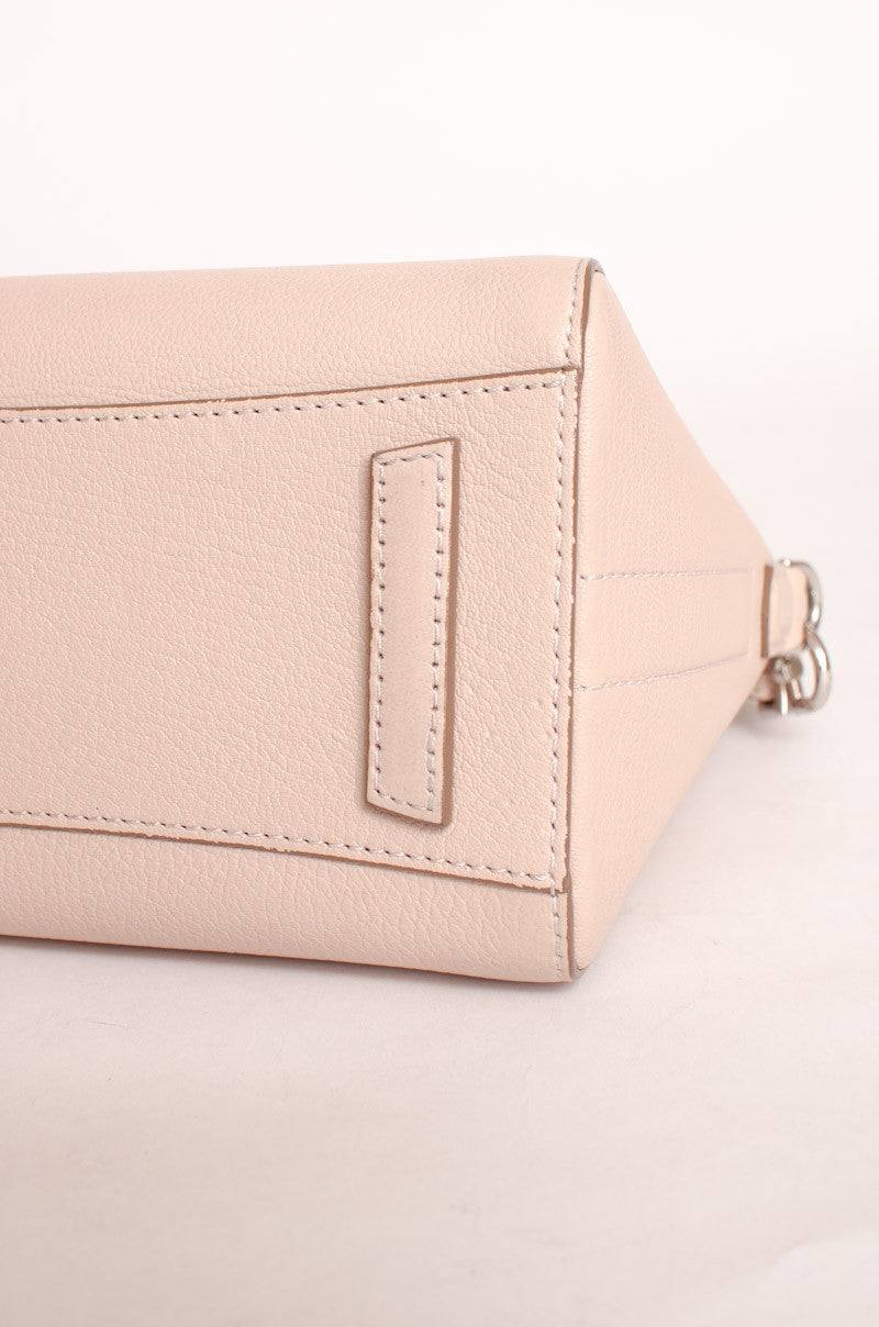 BLUSH GIVENCHY ANTIGONA PURSE