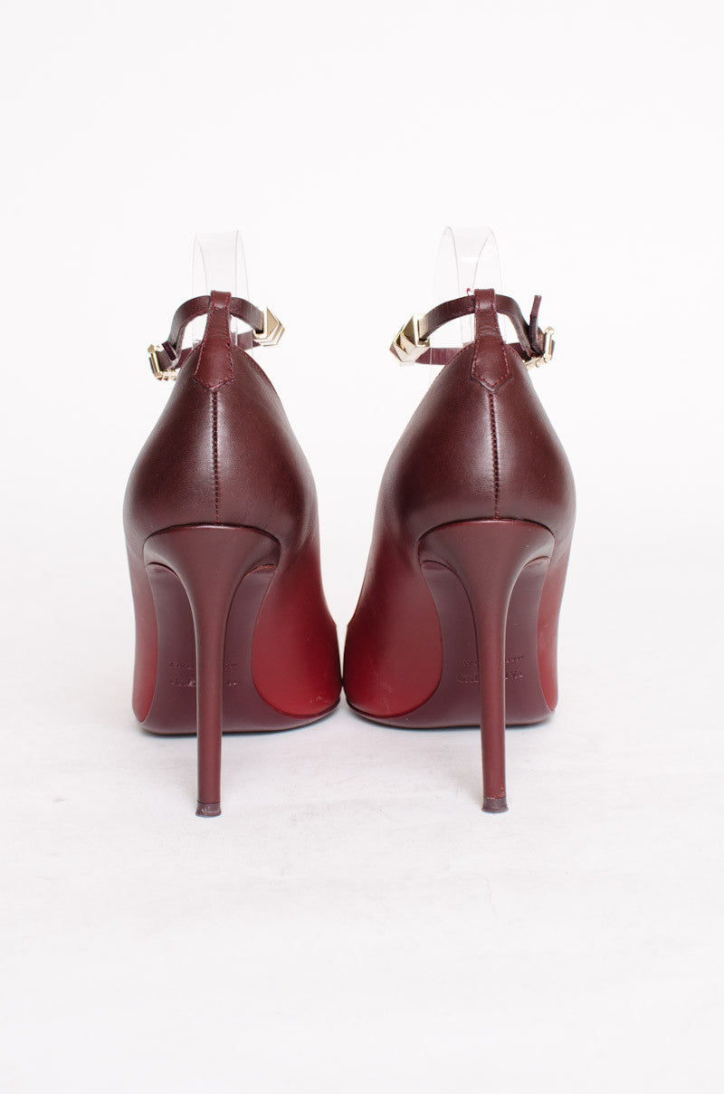 OMBRE RED ROCKSTUD HEELS