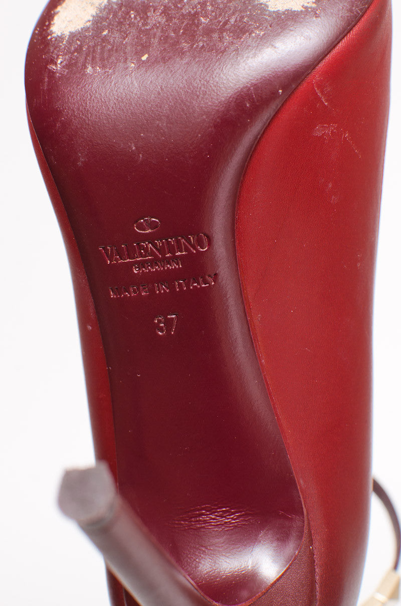OMBRE RED ROCKSTUD HEELS